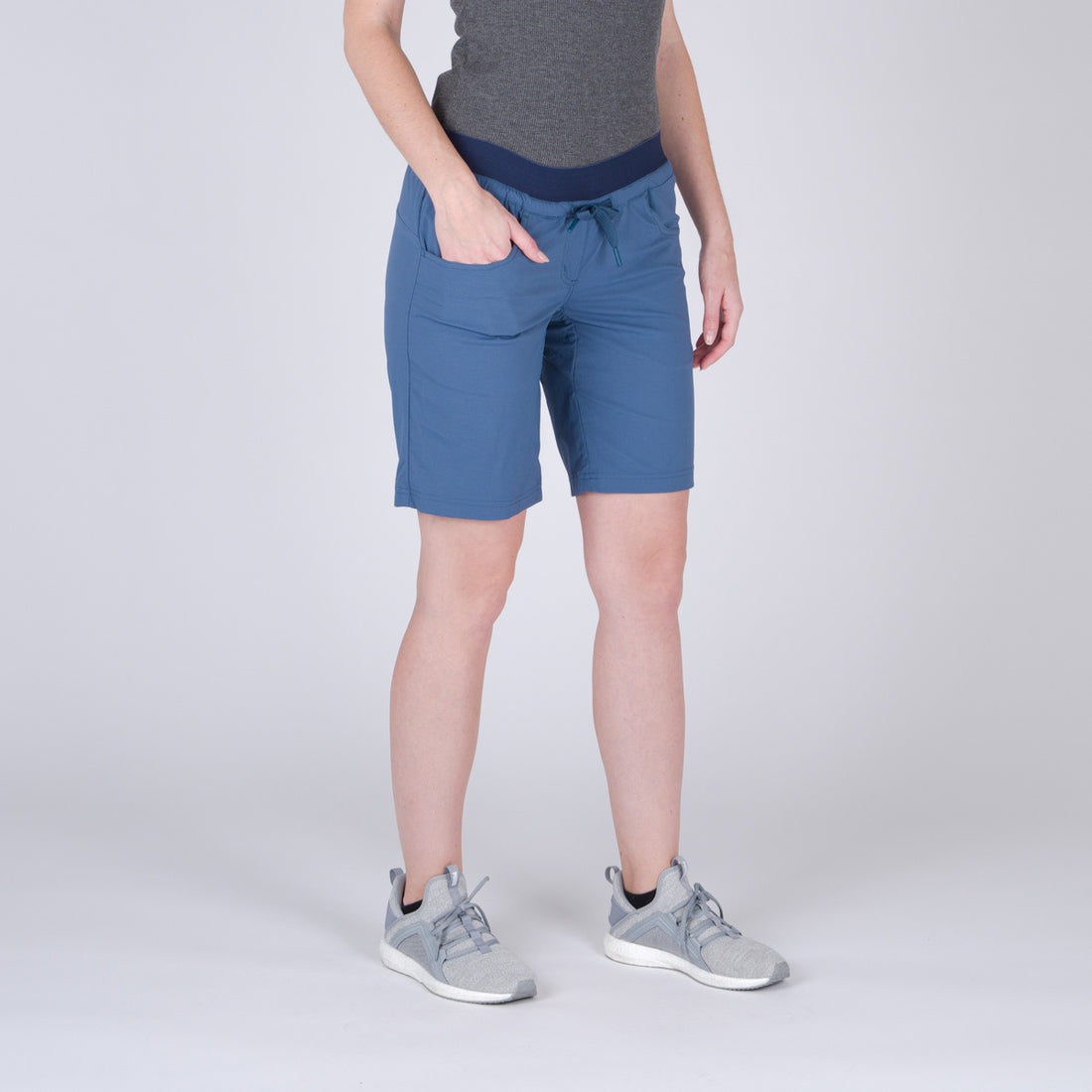 Women's travel shorts light-stretch BEATHIA