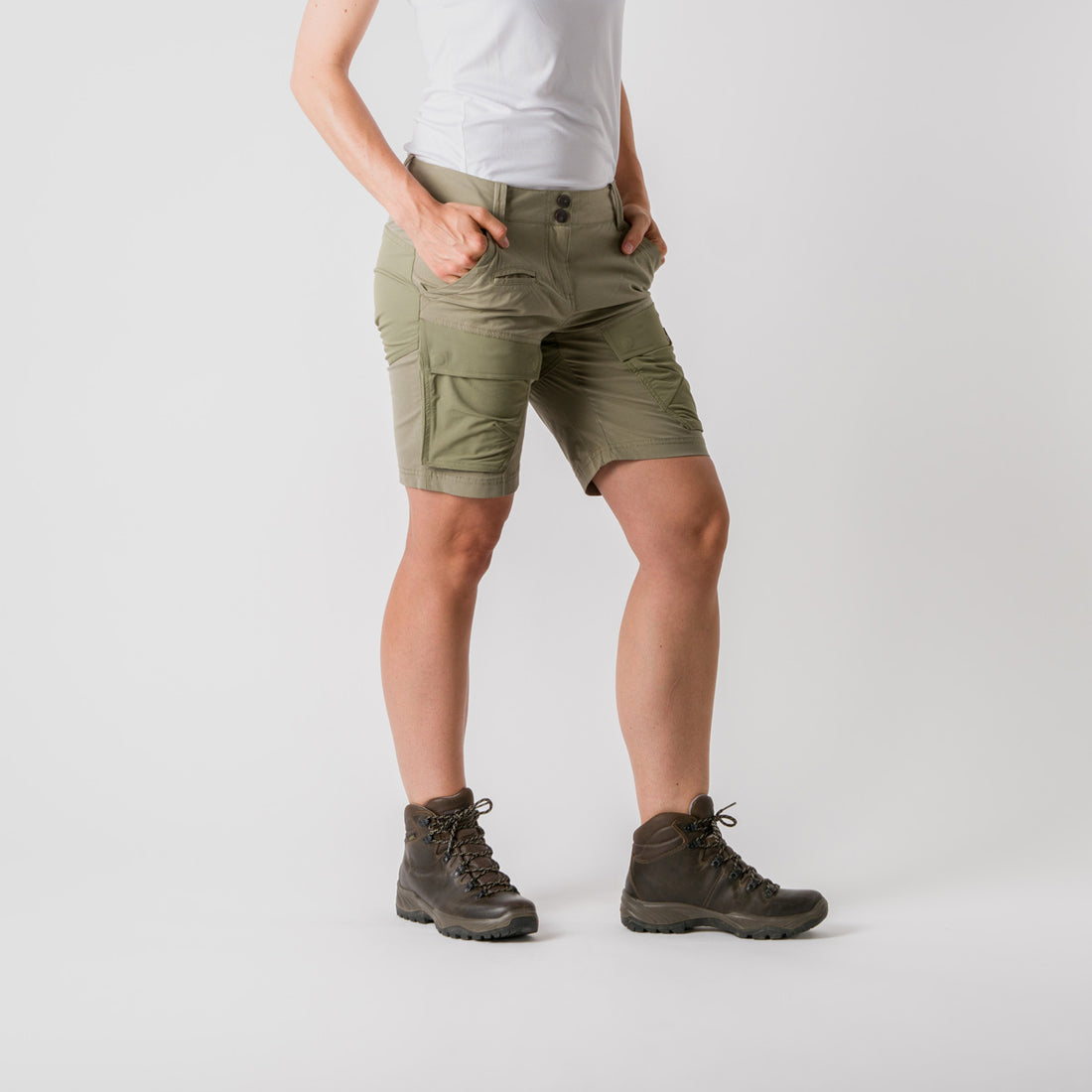 Women's hybrid stretch shorts adventure cargo KYLIE