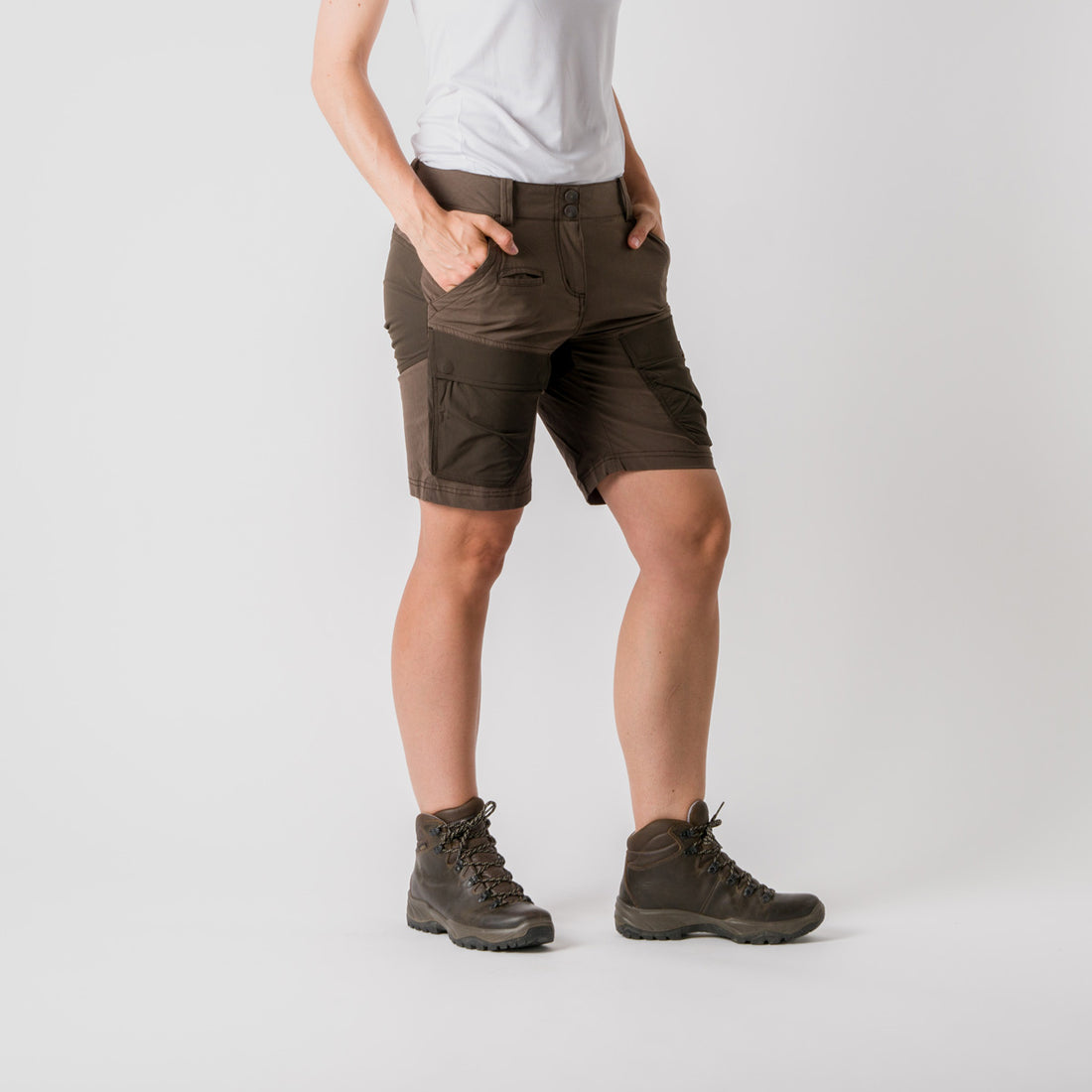 Women's hybrid stretch shorts adventure cargo KYLIE
